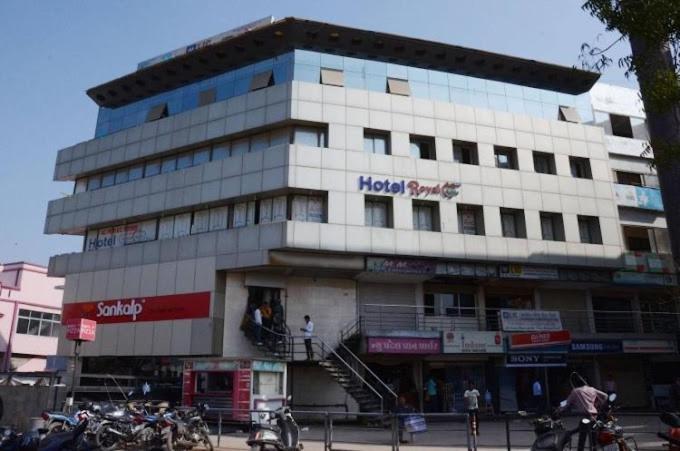 Hotel Royal Apple Ahmedabad Exteriör bild